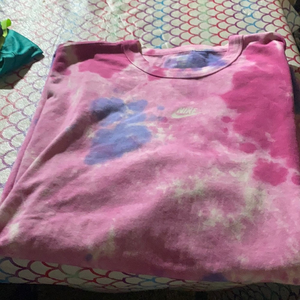 Brand new Nike tie dye shirt